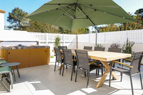 Jolie et grande maison rénovée quartier Le Hameau des Pins Les Sables - 8 personnes