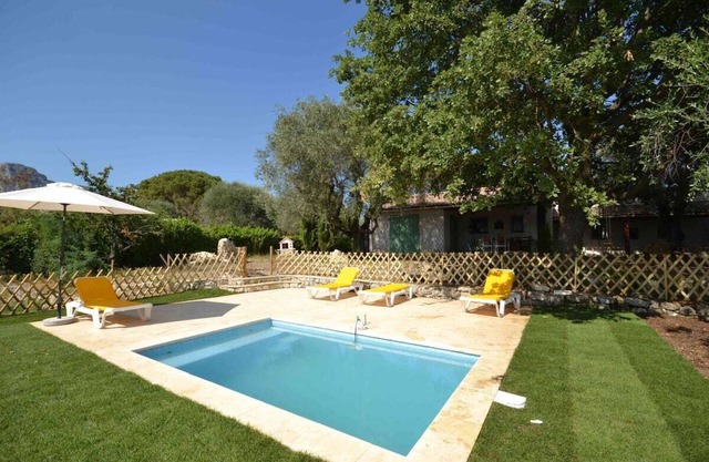 Jolie Maison, Piscine et vue mer