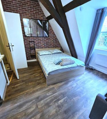 Jolie studio en cetre ville de Montluçon 20 min à pieds de la gare