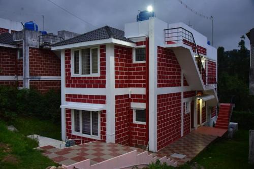 JP HILLTOP Home stay