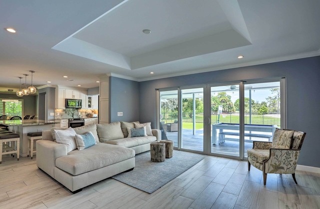 Jupiter Home w/Private Pool & Putting Green!