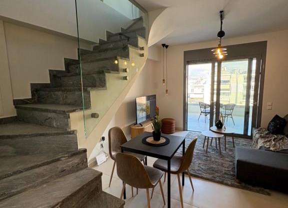 Kallitheas Maison with Shared Pool