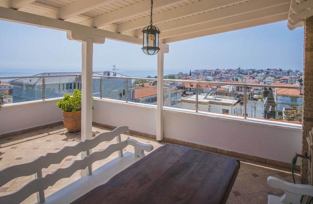 Kappa Rooms Penthouse Apartment