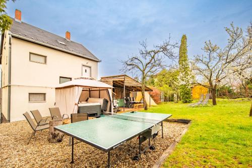 Karos Vintage House