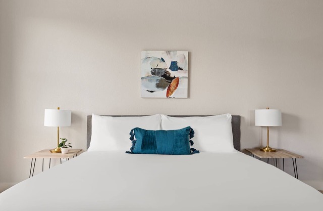Kasa | 2BD, Family Friendly | Denver