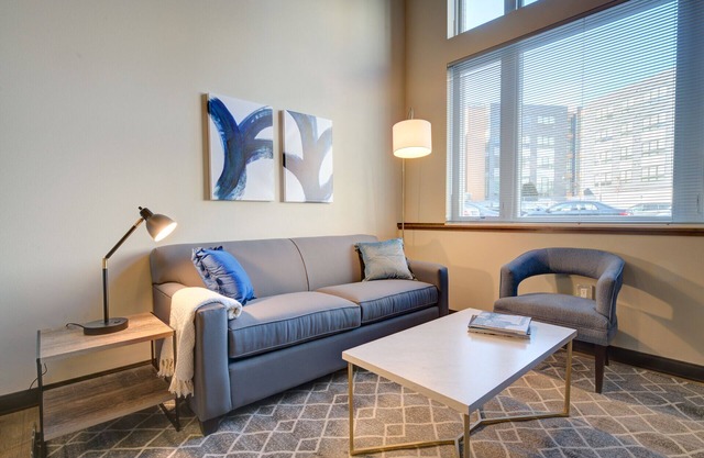 Kasa | Nearby Historic Bars + Restaurants, Live Like a Local | Milwaukee