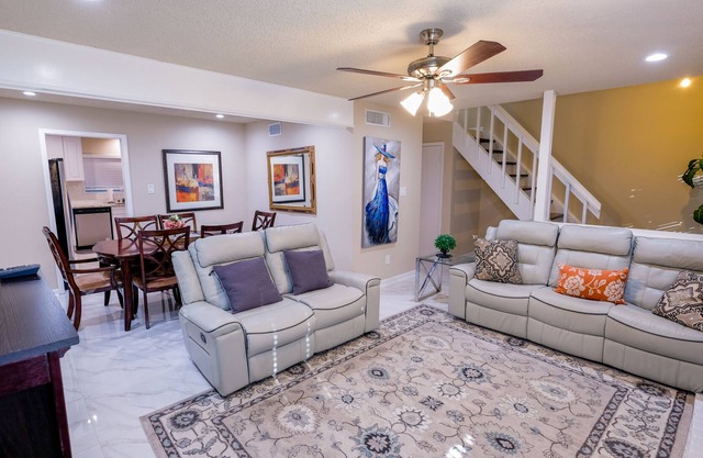 Katy - Memorial City - Minutes from DT & Galleria