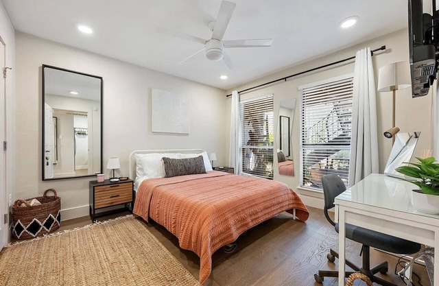 Keep Austin Cozy! - Central Retreat