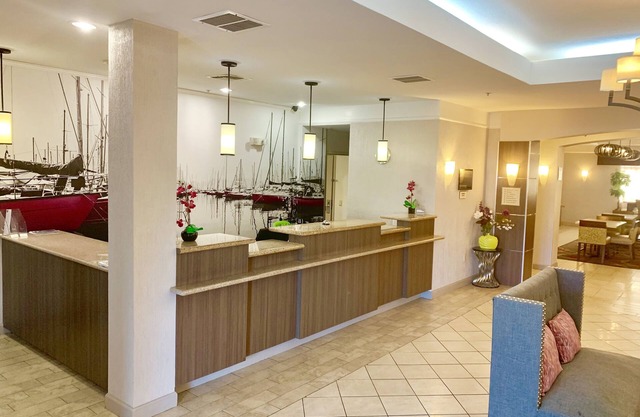 Kemah Edgewater Hotel, SureStay Collection by Best Western