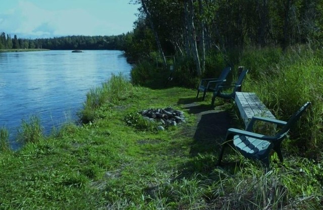 Kenai Riverfront Cozy Studio