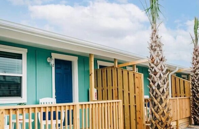 Key West 6- Beach Access - Dog Friendly - Bikes – Grill