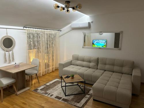 KIA APARTMENT 2