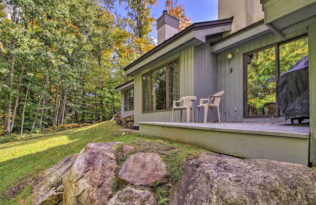 Killington Condo w/Spa ~ 3 Miles to Ski Resort!