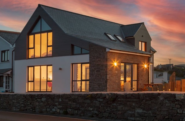 Kilravock is a modern, luxury coastal family holiday home which has been purpose built to the highes