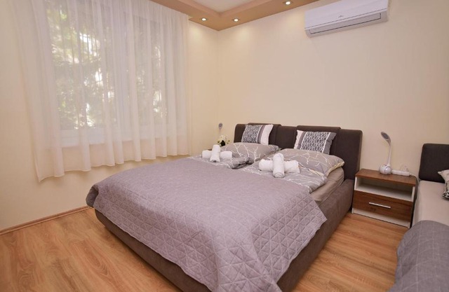 Kinder Apartman