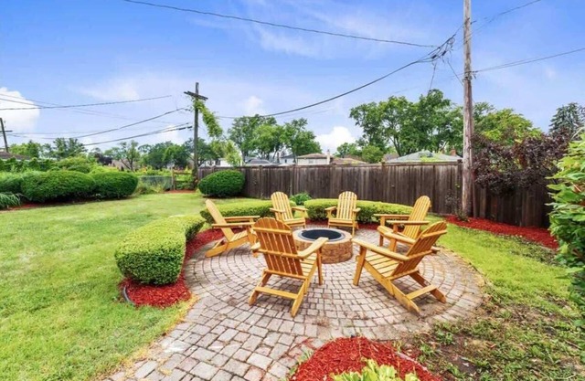 King Bed, Game Room & Fire Pit | LCP Collection