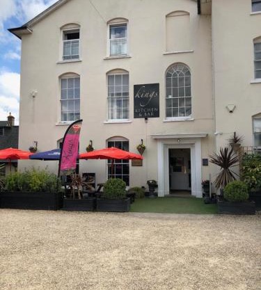 Kings Lodge