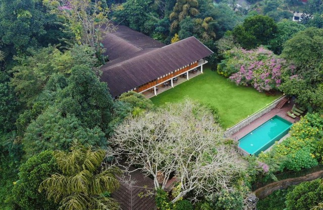 Kings Pavilion Luxury Hotel