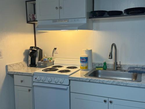Kings Studio Apartment C