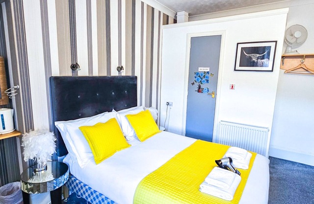Kinloch Lodge Room 4