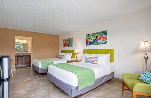 Kissimmee Contemporary Room with 2 DBL Beds & Pool