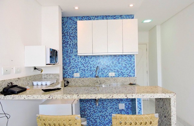 Kitnet with air conditioning in Guaruja