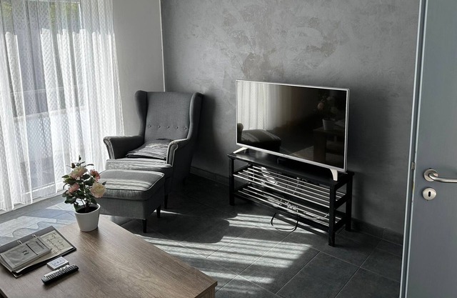 KL4: Beautifully renovated TLA/TLF in Kaiserslautern City