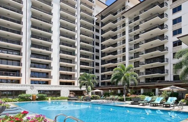 Ko Olina Beach Tower 2 Units / Beach, Pool, BBQ , Lanai