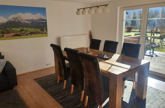 Komfortable Ferienwohnung, 85 qm, 2 sep. Schlafzimmer und Küche
