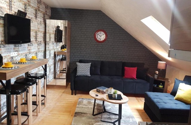 Kraljevi čardaci, apartman 7/53
