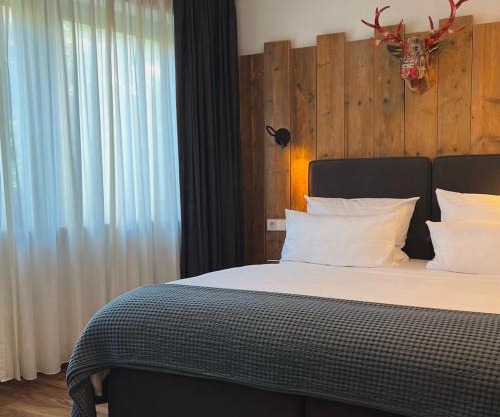 Kreuzblume Hotel & Weinstube