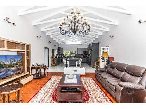 KwaMagogo Villa, Chartwell