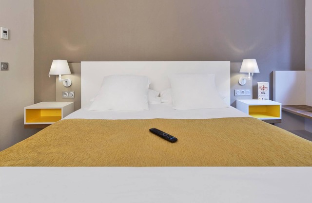 Kyriad Prestige Pau - Zenith - Palais Des Sports