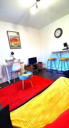 L'Etoile Paloise -Terrasse &Wifi &parking &piscine