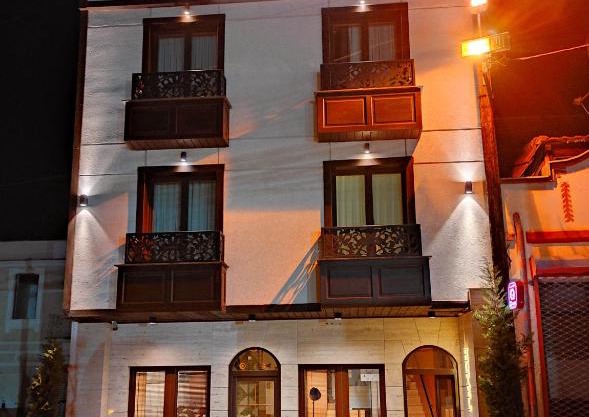 L'Hotel