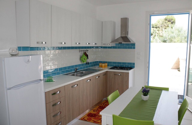 L'ondazzurra brand new villas by the sea.