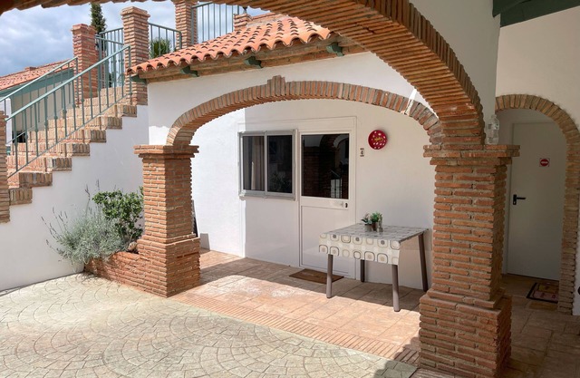 La Casa de Familia Biedt u dit 1 Kamer Appartement met Prachtig Uitzicht