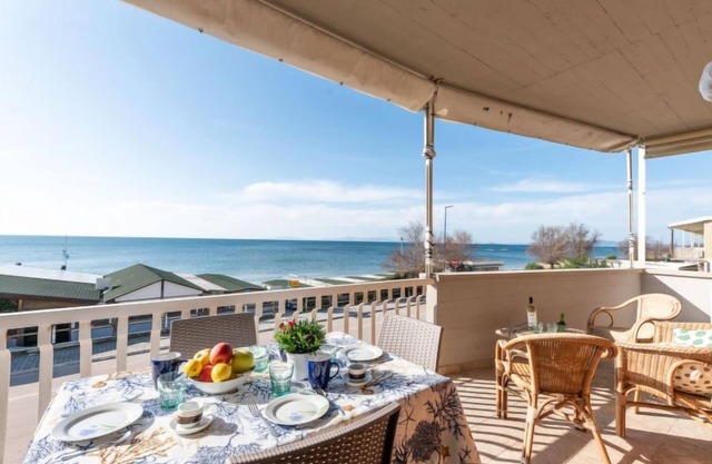 La casa sul mare by Interhome