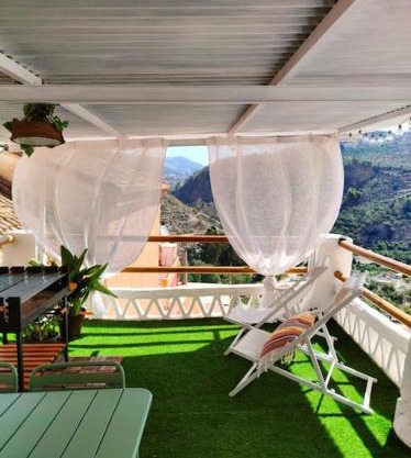 la casita del pueblo PET friendly granada