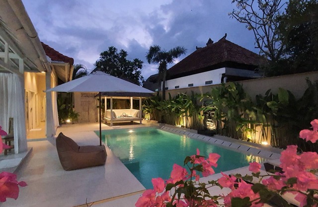 La Dolce Villa Bali – Your peaceful oasis in the heart of Seminyak - 7 pax-pool