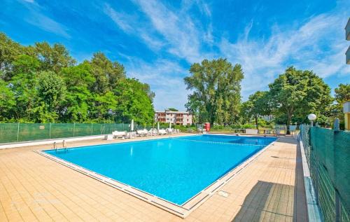 La Dolce Vita - Apartment with shared pool and large terrace