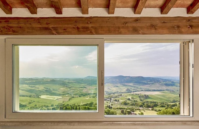 La finestra - centro storico Montepulciano, casa panoramica.