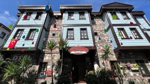 La Fontaine Otel