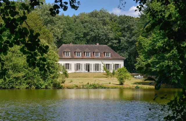 La Genêtière - Grande maison avec étang en Sologne