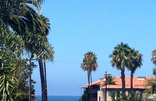 La Jolla Shores 'Ocean Breeze Getaway', large patio, partial ocean view,sunsets