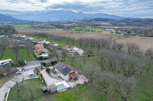 La maison dans les noyer
