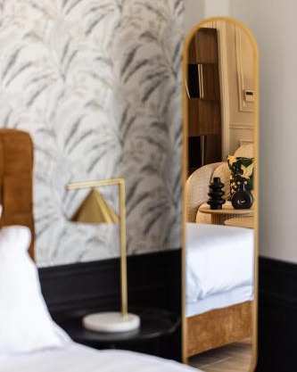 La Maison de l'Arc- Elegant Stay with Unique View by BiNoBi!