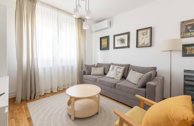 La Porte - cozy and modern apartment located in the heart of the capital.