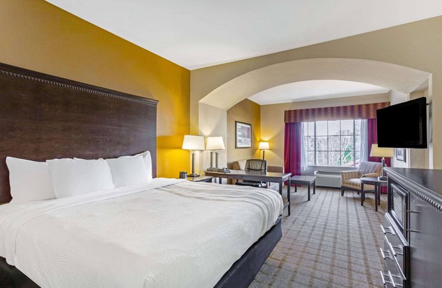 La Quinta Inn & Suites by Wyndham Mobile Satsuma/Saraland
