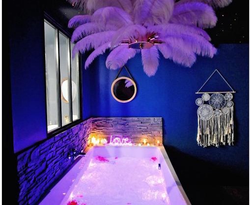 La Suite 7ième ciel étoilé, SPA XXL, Lit sous les étoiles, 5 min centre
